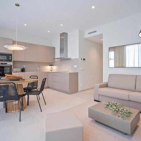 Sitges Spaces Garden Condo-2 Bedrooms, 2 Bathrooms, Garden Terrace, Near Center, Sleeps Up To 6- Monthly Rentals Only Bagian luar foto